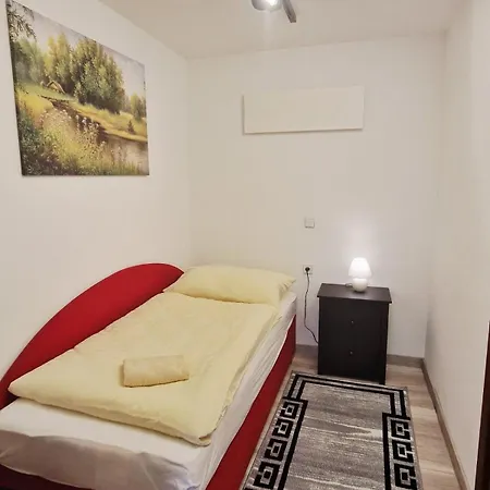 Pri Zmrzline Apartment Terchová